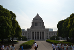 政府、派遣法案は秋の出し直しを念頭に「廃案」