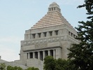 派遣法改正案は採決を前に不透明な「修正絡み」の動き