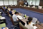 懸念高まる積極企業と未対応企業の二極化問題