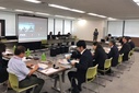 「手帳を所持していない難病患者の位置づけ」をテーマに議論、厚労省の有識者研究会